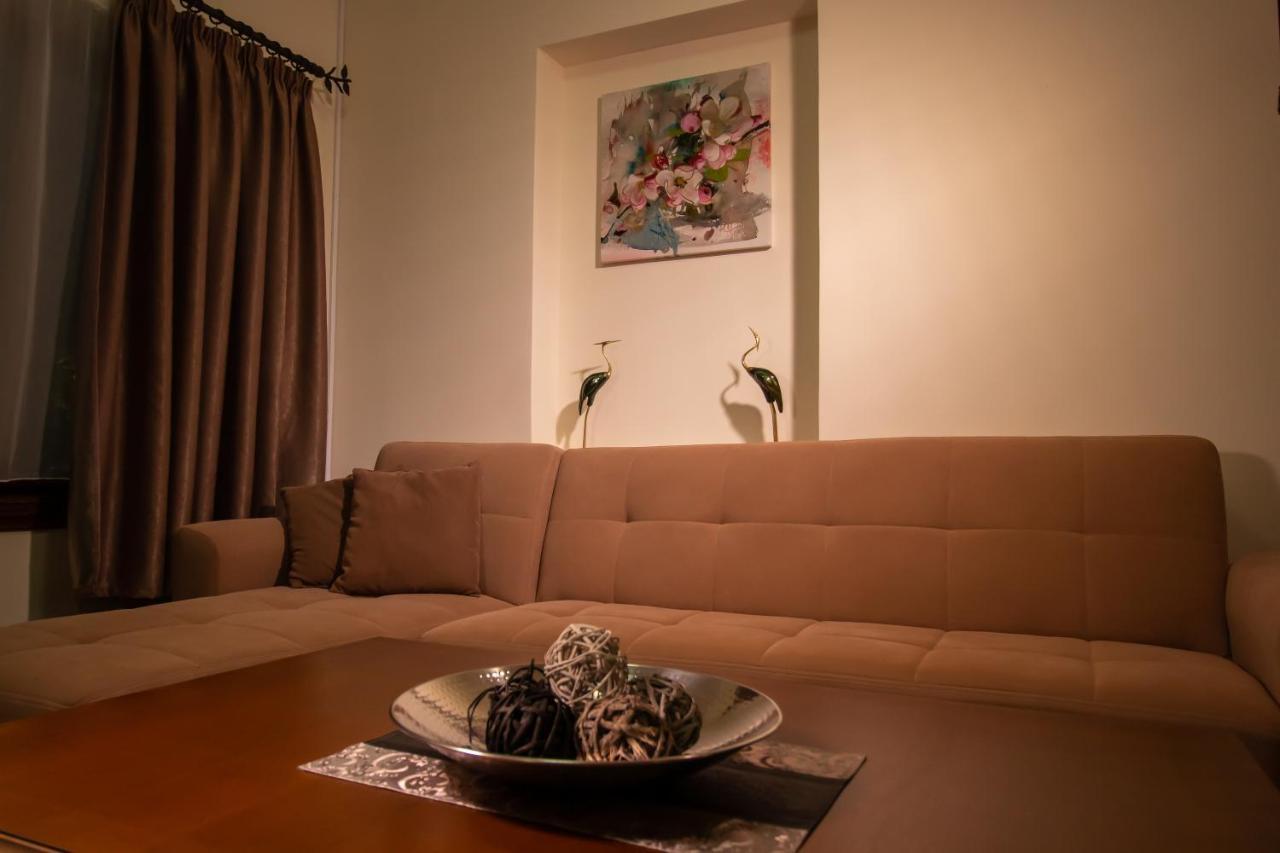 Ionion Fos Aparthotel Nikiana Ngoại thất bức ảnh