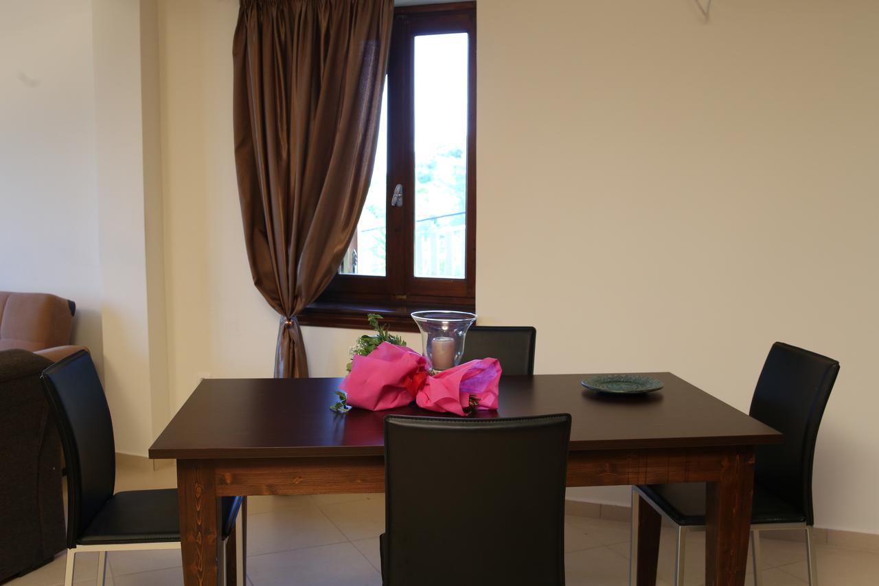 Ionion Fos Aparthotel Nikiana Ngoại thất bức ảnh