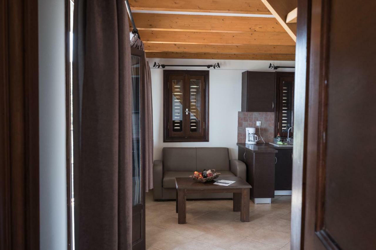 Ionion Fos Aparthotel Nikiana Ngoại thất bức ảnh